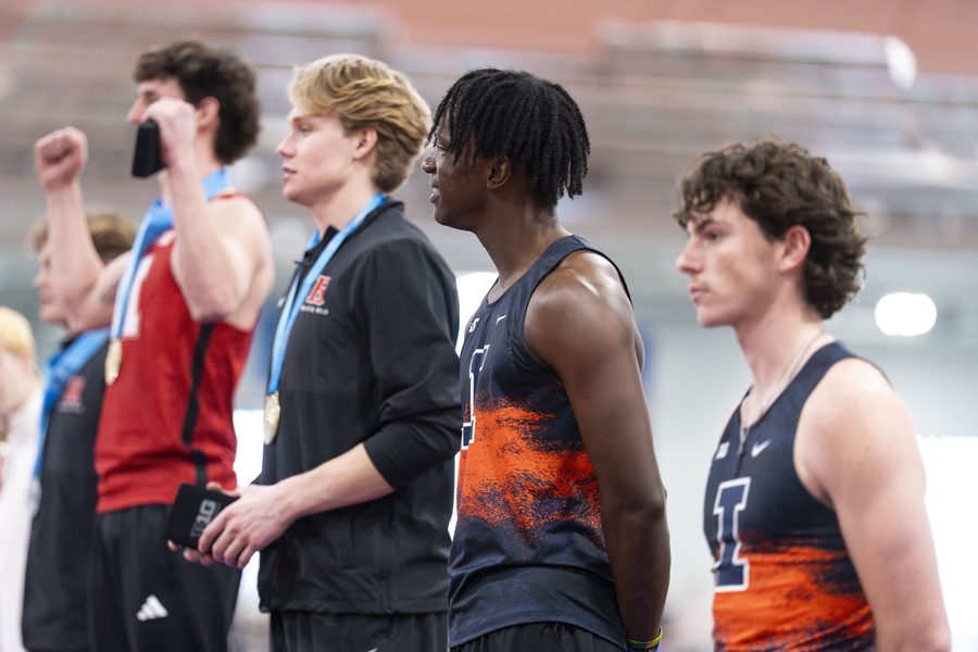 Brenden Vanderpool with Illinois teammates